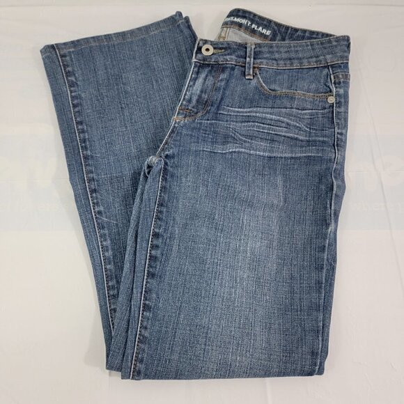 Guess Jeans BELMONT FLARE Medium Wash Distress Low Rise Denim - Women's Size 29 - Picture 6 of 16